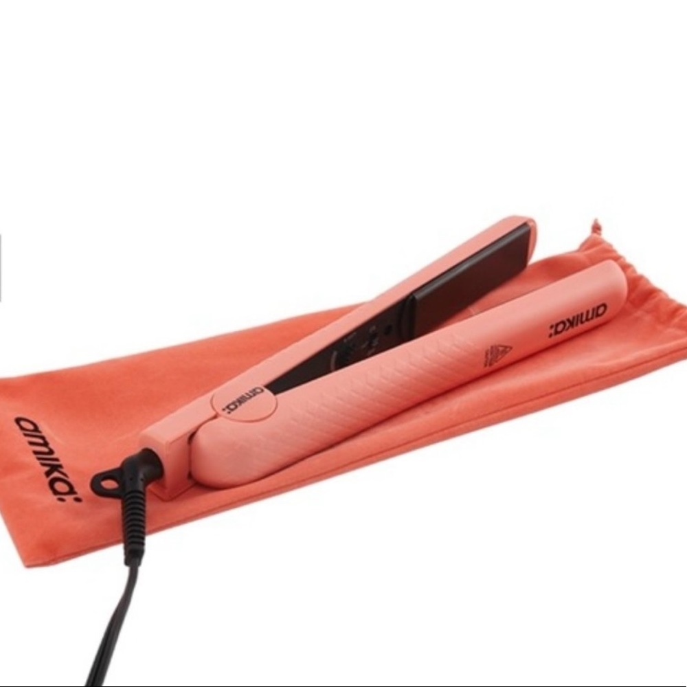 Amika Strand Perfect Ceramic Styler